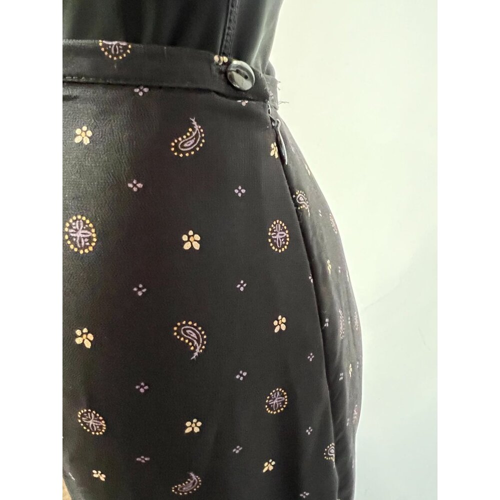 Vintage Black Midi Skirt sz 10  With Paisley & Floral Print Side Slit Button Clo - Picture 7 of 15